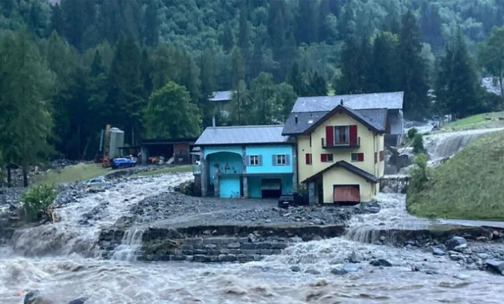 Përmbytje në Itali e Zvicër, viktima dhe evakuime! Greqia digjet nga zjarret