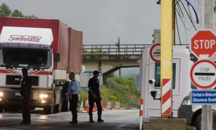 Shtohen kufizimet për kalimin e kamionëve të mallrave në kufi me Kosovën, ja oraret e reja