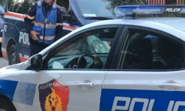 Skenë filmash në Tiranë/ Punonjësi i argjendarisë dhe polici shkojnë për të shitur varësen 8 mln lekë, i presin me kallash