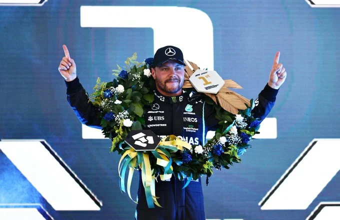 Valteri Bottas niset i pari në Interlagos, çfarë rikuperimi nga Hamilton