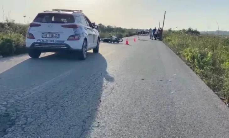 VIDEO/ 64-vjeçari humbi kontrollin e motorit dhe ndërroi jetë! I afërmi vë duart në kokë mes lotësh kur shikon trupin