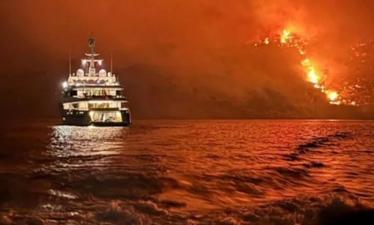 VIDEO/ Zemërim në Greqi, fishekzjarret e hedhura nga jahti luksoz i vunë flakën pyjeve të ishullit