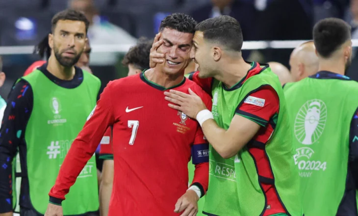 Cristiano Ronaldo shpjegon pse u përlot pasi humbi penalltinë ndaj Sllovenisë