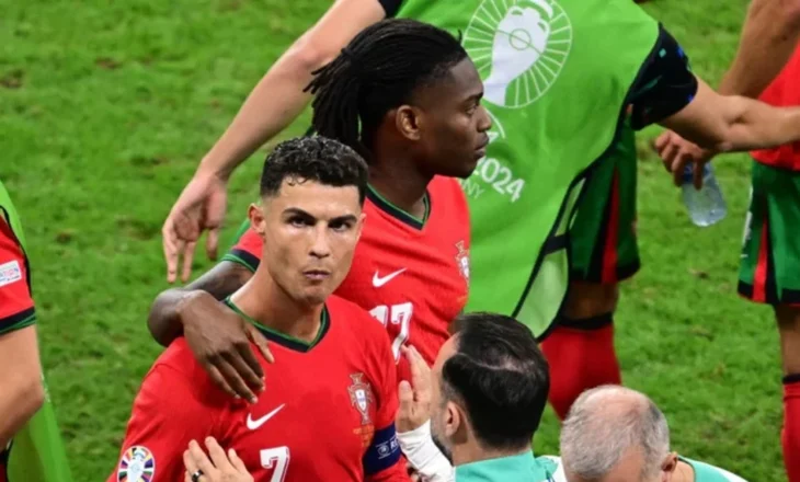 Humbi penalltinë në kohën shtesë, mediat portugeze kërkojnë uljen e CR 7 në stol në çerekfinalen me Francën