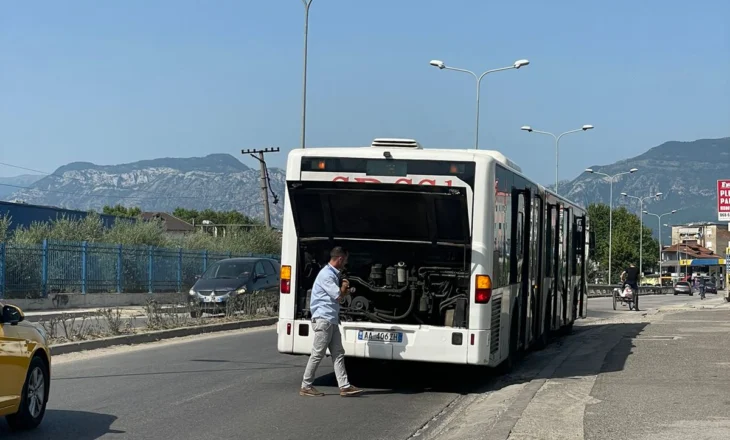 Incident në linjën e urbanit Tiranë- Kamëz, pasagjerët zbresin me shpejtësi për shkak të tymit. Fatorino u paralajmërua për…