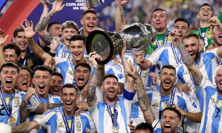 Lavdia i përket Argjentinës! Messi me shokë fitojnë sërish ‘Copa America’ në shtesë kundër Kolumbisë (Video)