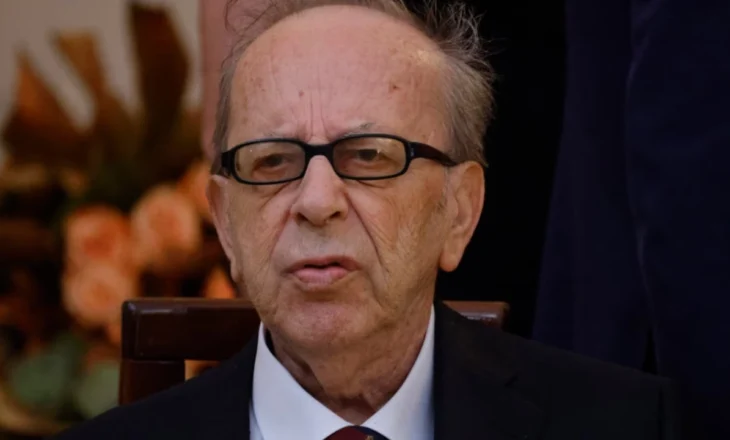 Ndarja nga jeta e Ismail Kadaresë, rrëfimi i mikut të tij: Po bëhej gati të shkonte në shtëpinë verore për pushime