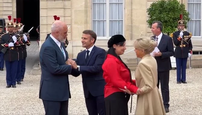 Pritje në Élysée për Lojërat Olimpike në Paris, Rama i pranishëm në ceremoni