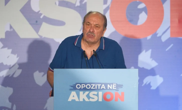 “Protestojmë për t’i thënë ‘jo’ vjedhjeve”- Regjisori Edmond Budina: Drejtësia fut në burg ca cironka, por peshkaqenët vazhdojnë pasurohen