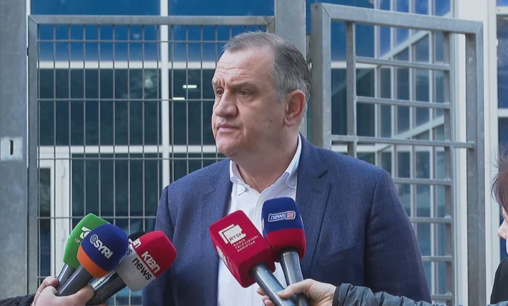 Shtyhet seanca për ish-ministrin Ilir Beqaj dhe dy bashkëpunëtorët e tij