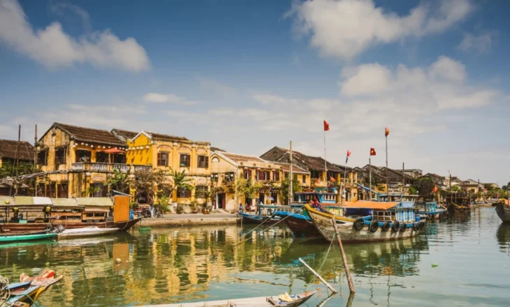 Zbuloni destinacionin më të lirë në botë për pushime, s’do ta besoni sa kushton një pije