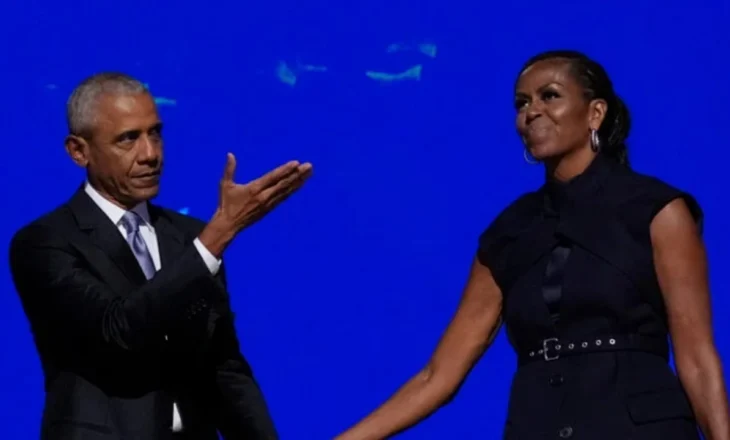 Barack dhe Michelle Obama thirrje amerikanëve të mbështesin Harris! Sulmojnë Trump-in në Konventën e Demokratëve