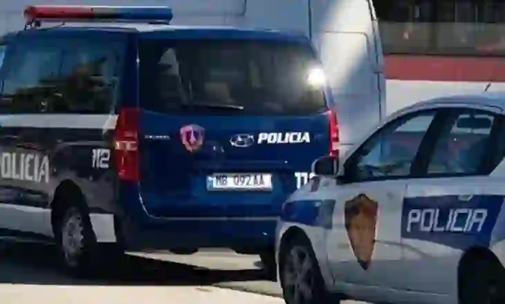 E rëndë në Shkodër, qëllohet me armë zjarri në drejtim të grupit të kontrollit të policisë