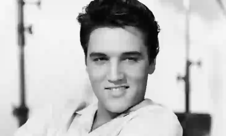 Elvis Presley, 47 vjet pa mbretin e Rock ‘n’ Roll-it