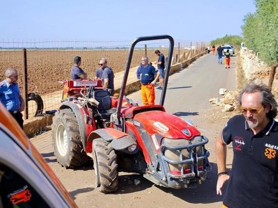 EMRI/ E zë poshtë traktori, vdes tragjikisht i riu shqiptar në Itali