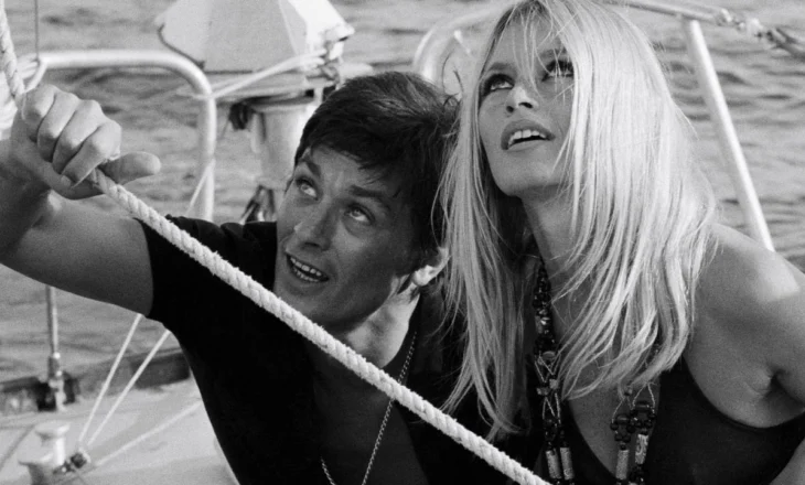 Ndarja nga jeta e Alain Delon, Brigitte Bardot me letrën e ndjerë për mikun e saj: Vetëm heshtja është e madhe, çdo gjë tjetër është dobësi