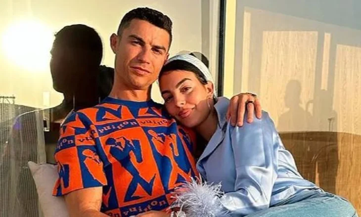 Ronaldo kontratë martesore me Xhorxhinën/ Nëse ndahet duhet t’i paguajë 100 mijë euro në muaj