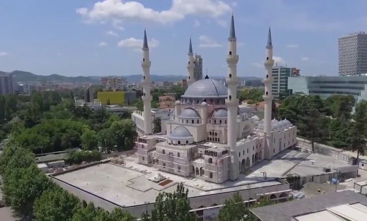 Bashkëmenaxhimi është zgjidhja! KMSH propozon ‘formulën’ për të hapur Xhaminë e Namazgjasë: Të krijojmë fondacion turko-shqiptar!