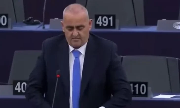 Fredi Beleri mban fjalën e parë si eurodeputet dhe sulmon drejtësinë: Po përdoret nga Rama për të forcuar regjimin totalitar!