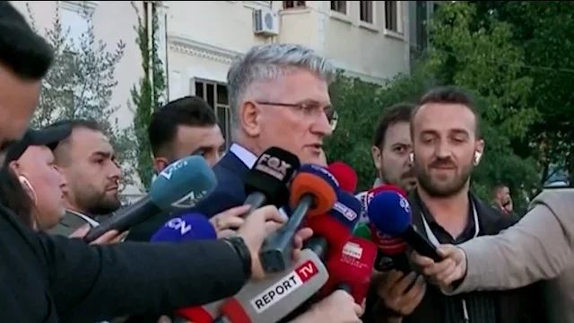 “Nuk e pranojmë planin ogurzi për arrestimin e Berishës dhe burgosjen e Salianjit”- Agron Gjekmarkaj: Opozita në agresion për t’u zhdukur! Më 7 tetor të gjithë në protestë