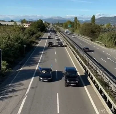 Demokratët e Kurbinit nisen për protestën e madhe në Tiranë (VIDEO)