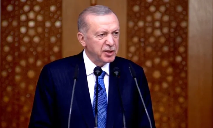 Inagurimi i Xhamisë së Namazgjasë, Erdogan: Nuk duhet t’ua lëmë sheshet atyre që ushqejnë interesat e tyre për qëllimet e veta personale