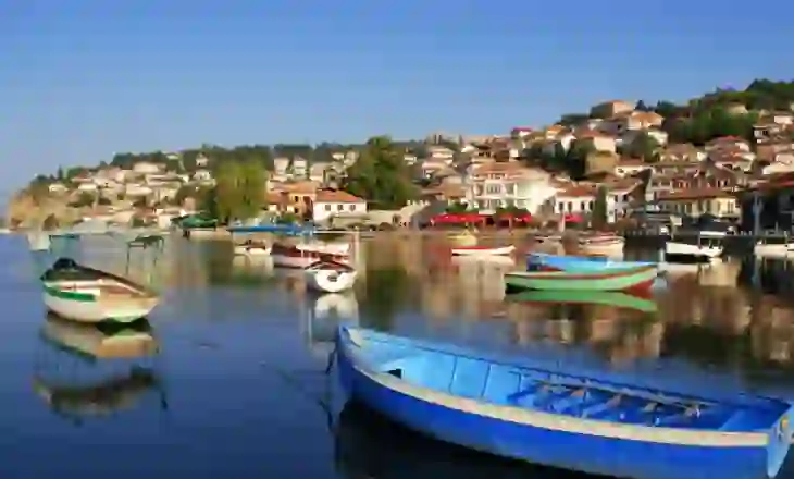 Liqeni i Ohrit rrezikon ta humbë statusin në UNESCO, banorët: Fekale gjithandej