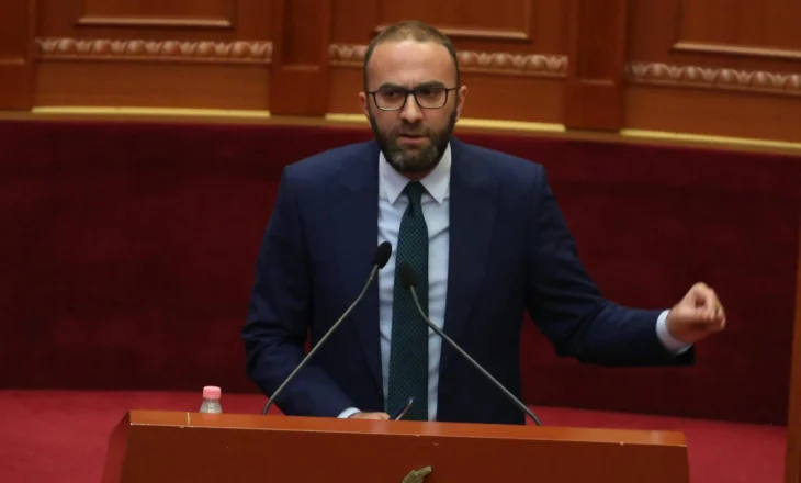 PS e dënoi me 60 ditë, reagon Gazment Bardhi: Këta të fusin në burg pa ligj e prova, jo më mos të të përjashtojnë nga Kuvendi