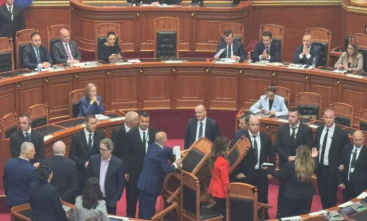 SP proposes penalities for democratic MPs after the incidents in the Assembly of Albania