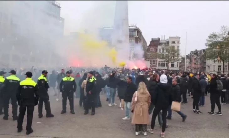 Amsterdami ndalon të gjitha protestat pas sulmeve ndaj tifozëve izraelitë të futbollit