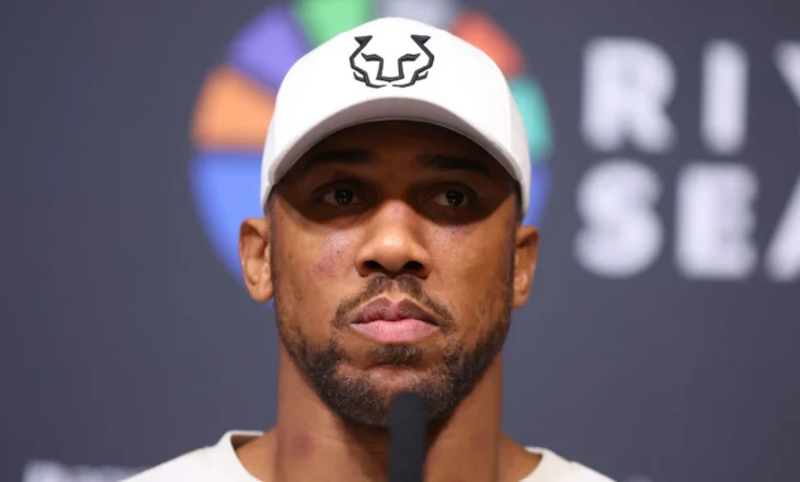 Boksieri Anthony Joshua jep mesazhin pas humbjes “poshtëruese”! Ai e ka vendosur tashmë