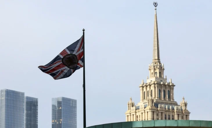 Luftë sanksionesh, Rusia dëbon një diplomat britanik!