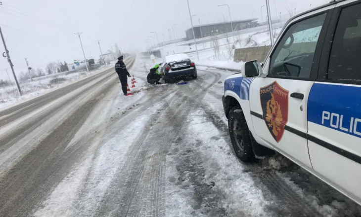 Moti i keq, Policia Rrugore-shoferëve: Bëni kujdes