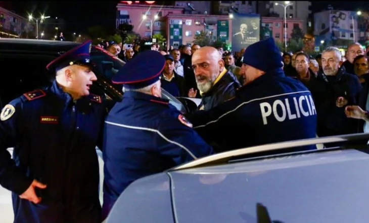 Përplasja e opozitës me policinë, shkon në 44 numri i protestuesve të shoqëruar