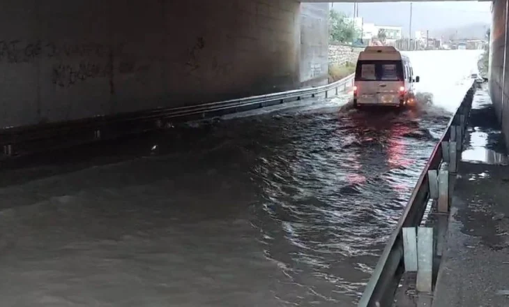 Reshjet, përmbytet nënkalimi në Fushë Mamurras