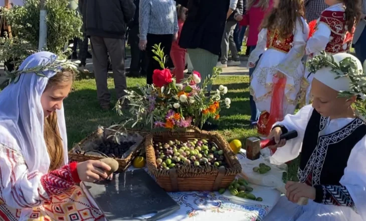 The olive festival in Dushk of Lushnja marks the start of oil production by farmers