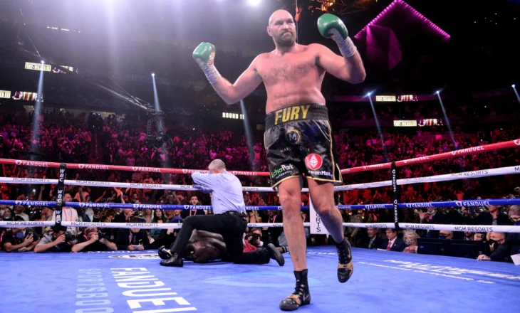 Tyson Fury mesazh Usyk: Bëhu gati, gjithnjë i kam fituar me KO revanshet