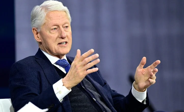 Ish-presidenti amerikan Bill Clinton shtrohet në spital