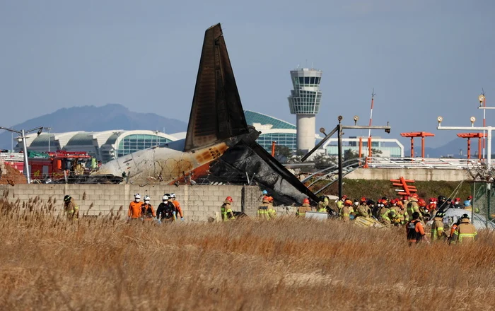 Koresë së Jugut, 120 të vdekur pas rrëzimit të një avioni që vinte nga Bangkoku