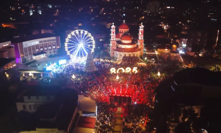 Kryefjalë e festave të dhjetorit, Rama publikon video nga atmosfera magjike në Korçë