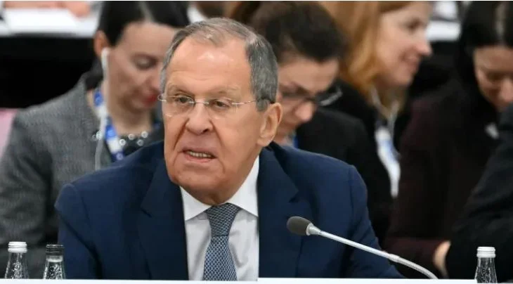 Përshkallëzimi i luftës në Ukrainë, përplasje mes Lavrov dhe Blinken në takimin e OSBE