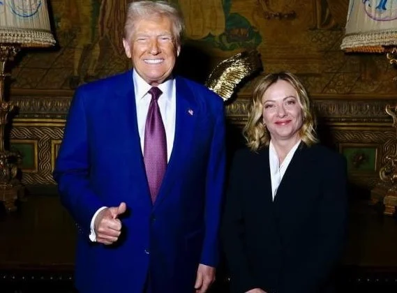 Kryeministrja italiane e vizitoi në Mar-a-Lago, Trump i emocionuar nga takimi me Melonin: Ajo është një grua fantastike!