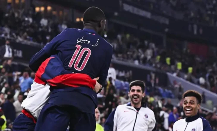 PSG e nis vitin 2025 me trofe, Dembele ndëshkon në fund Monakon dhe i jep kampionëve të Francës Superkupën