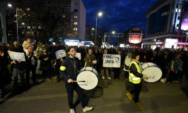 Masakra në Cetinje! Studentët dhe qytetarët e Malit të Zi në protestë