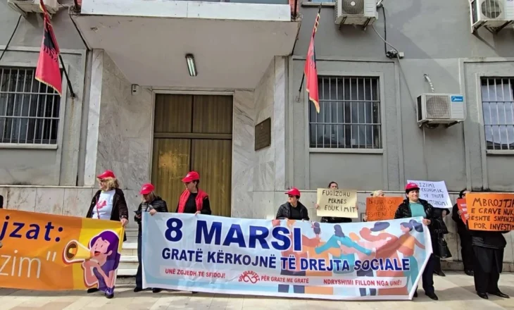 8 Marsi protestë! Marshim në rrugët e Elbasanit dhe Durrësit