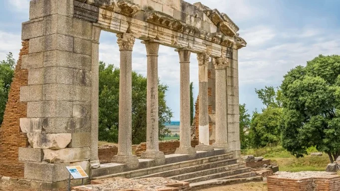 “Kontratë midis të huajve dhe zotërinjve të shtëpisë”/ Kultura shqiptare, si Odise e turizmit të ardhshëm