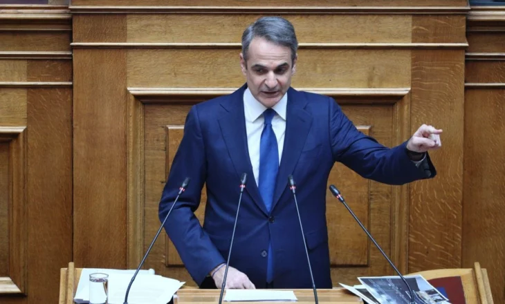 Mbijeton qeveria e Mitsotakis! Rrëzohet mocioni i mosbesimit pas 3 ditëve të ethshme në Greqi