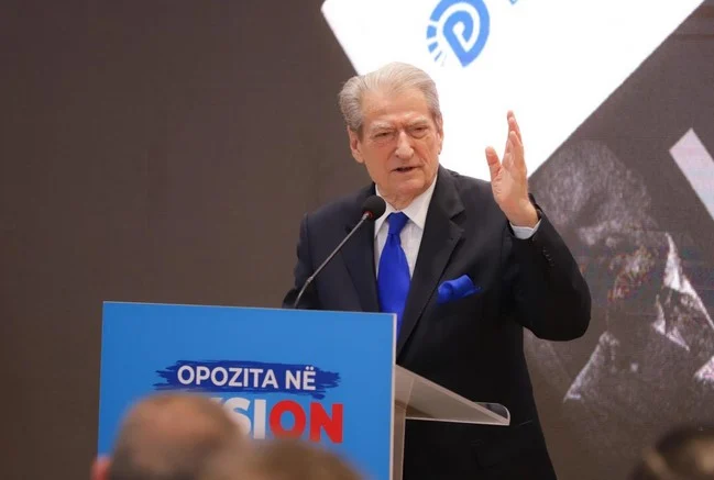 “Po përjetojmë një diktaturë, që Europa nuk e ka njohur kurrë më parë”- Berisha: Projektin e Shqipërisë Madhështore do ta bëjmë realitet për çdo qytetar!