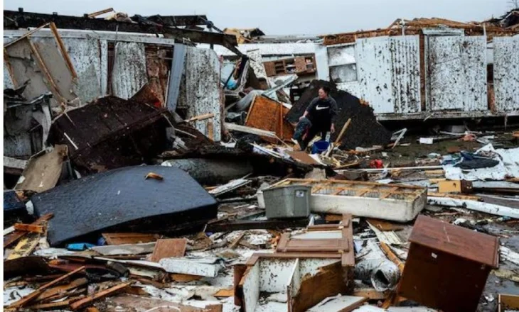 Tornadot shkatërrimtare përfshijnë jugun e SHBA-së, deri tani 34 të vdekur