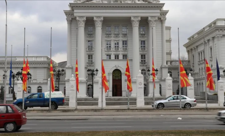 Tragjedia me 59 të vdekur dhe 155 të plagosur në Koçan/ Ditë zie në Maqedoninë e Veriut, flamujt ulen në gjysmë shtizë